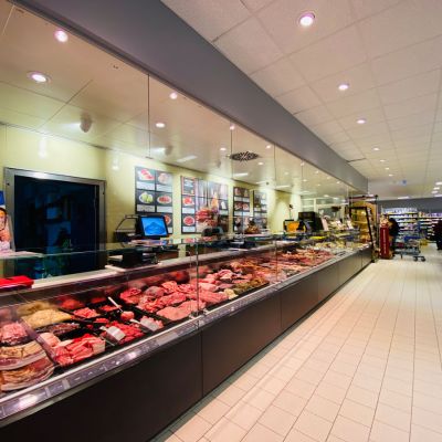 Fleisch- und Wurst­theke
